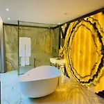 Hotell Castelo 4*
