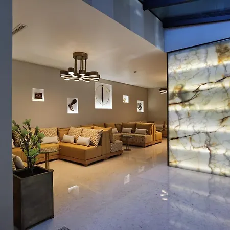 Castelo Hotell 4*