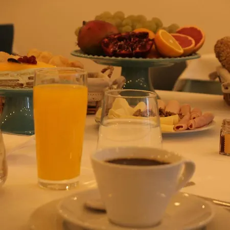 מלון Castelo שאבס