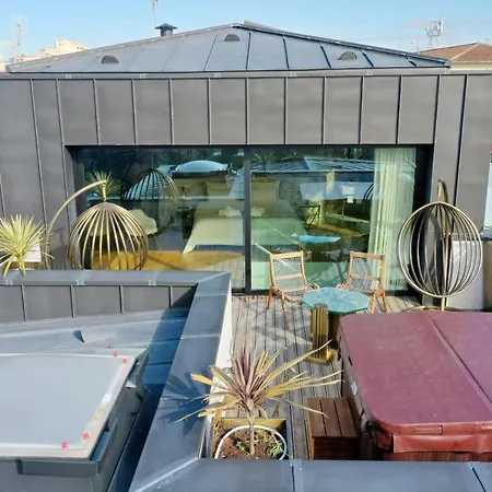 Castelo Hotell 4*
