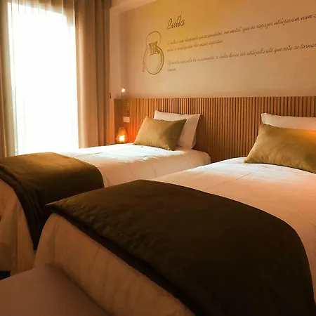 מלון Castelo שאבס