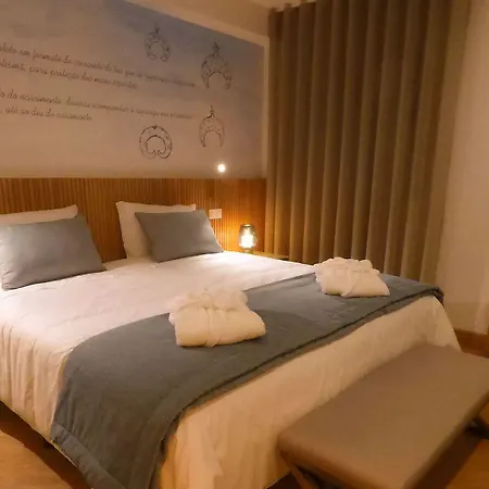 מלון Castelo שאבס