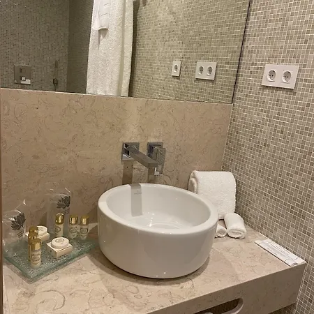 Castelo Hotell 4*